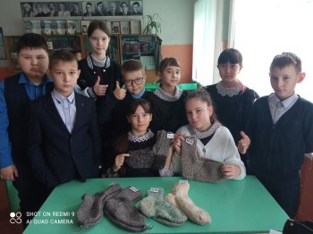 Акция "Вяжу солдатУ!" продолжается