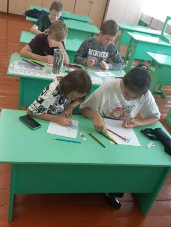 Эколята интересно проводят летнее время