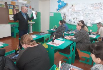 Обсудили проведение досрочных каникул