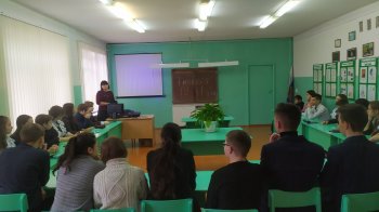 Круглый стол "Значение парада на Красной площади"